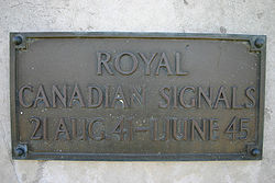 Monument uk blandford new textplaque.jpg