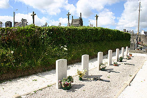 Cemetery Lesneven Communal.jpg