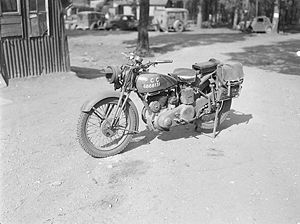 Norton 16H front left c1943.jpg