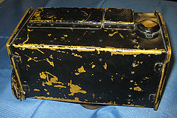 Lamp Electric Field Mark I exterior top left.jpg