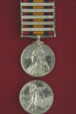Queen's South Africa Medal.gif