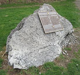 Naval Radio Station CFF memorial.jpg